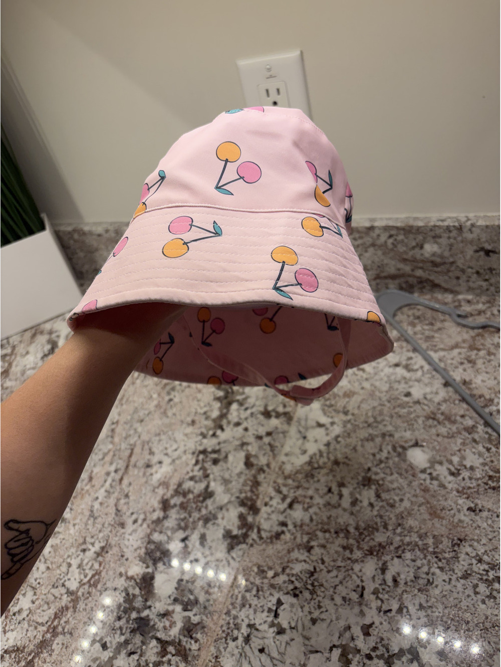 Jessica Simpson Girl's Cherry Sun Hat size 4T